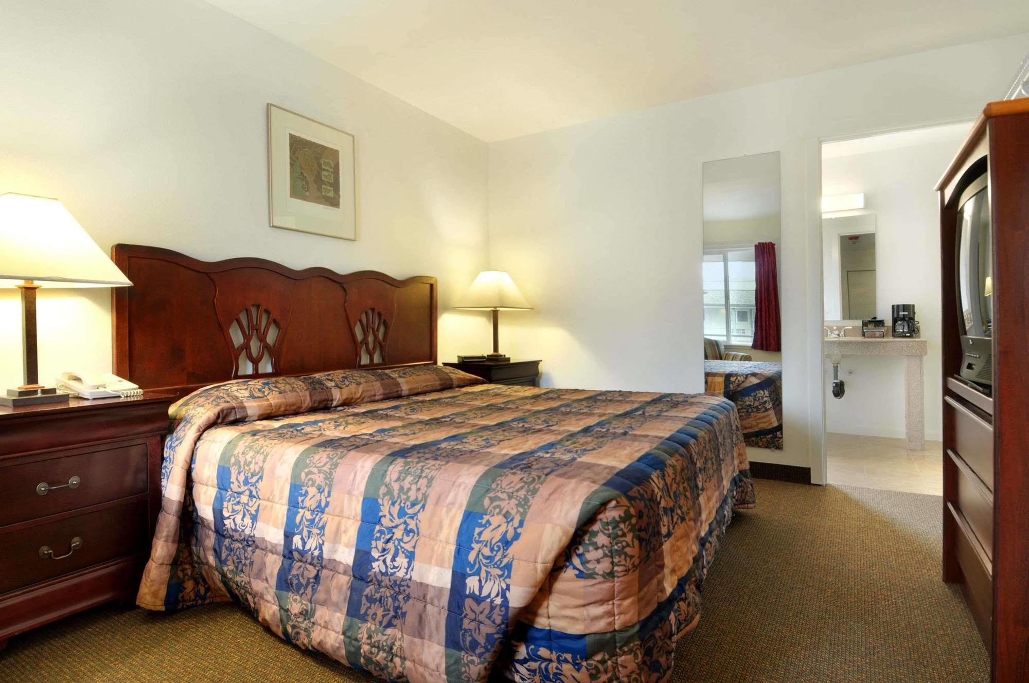 Knights Inn & Suites Seatac Airport Tukwila Exterior photo
